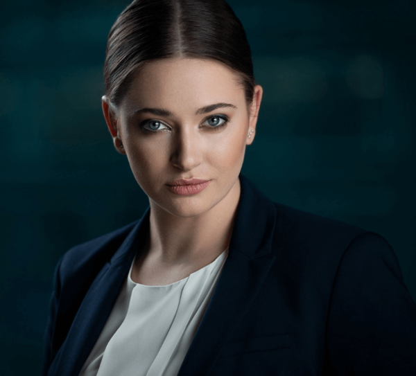 twolensstory.comEmployeePortraitsfortheCompany